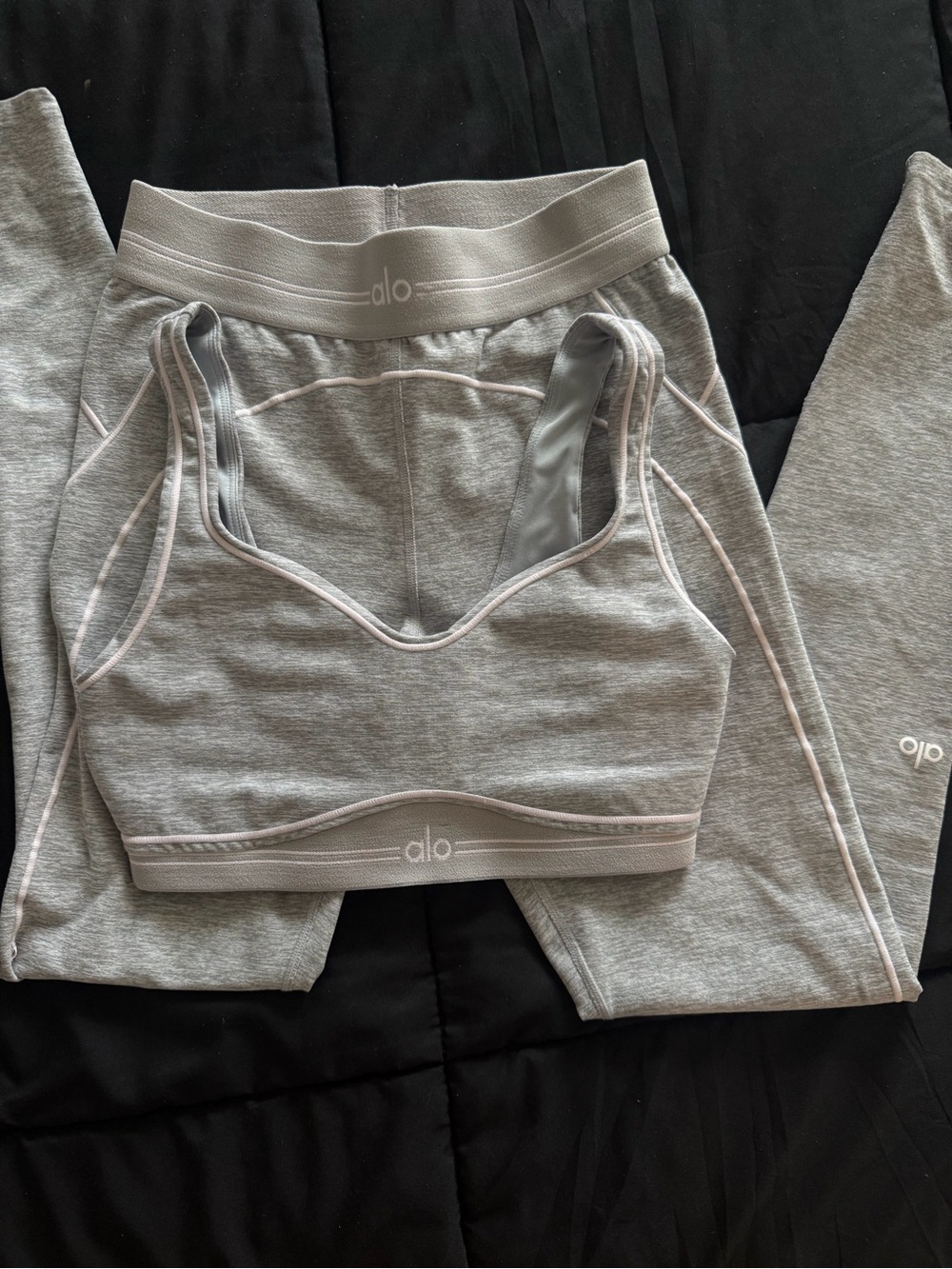 Alo yoga set gray small